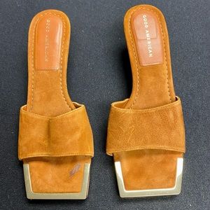 Suede Square Tan Toe Sandals